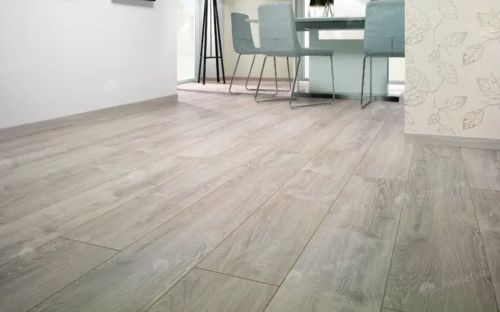 Homflor by Alpine Floor Strong