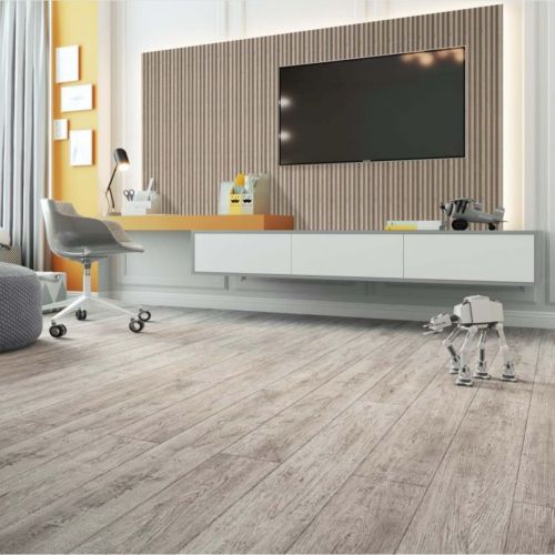 Отделка стен и потолка