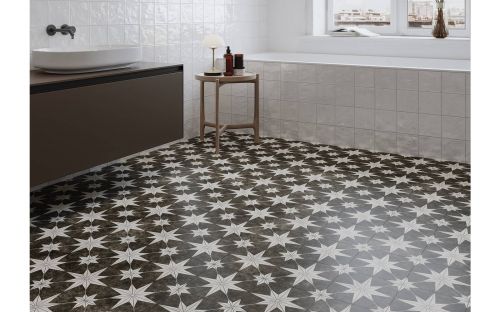 Navarti Star Antic